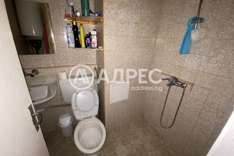 Гарсониера, Хасково, Червена стена, 550554, Снимка 12