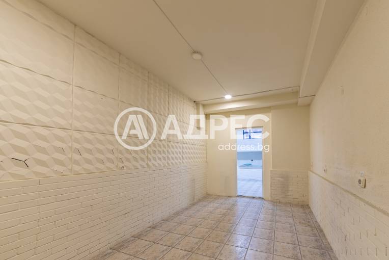 Офис, Варна, Зимно кино Тракия, 687555, Снимка 11