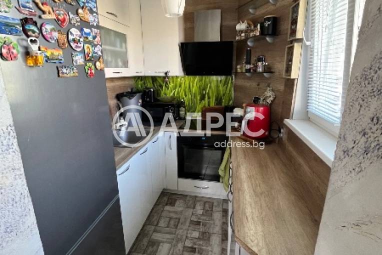 Тристаен апартамент, Велико Търново, Широк център, 672556, Снимка 1