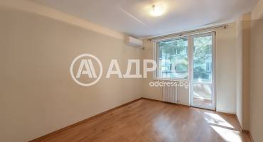 Многостаен апартамент, София, Лагера, 675556, Снимка 2