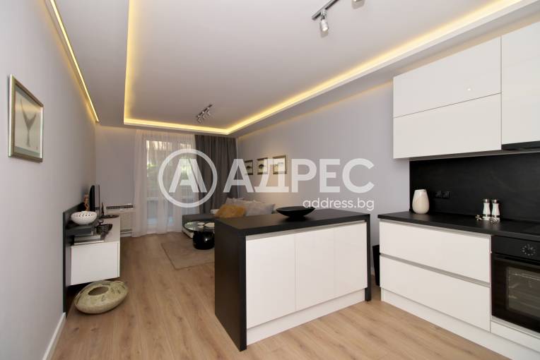 Двустаен апартамент, Варна, Бриз, 701556, Снимка 4