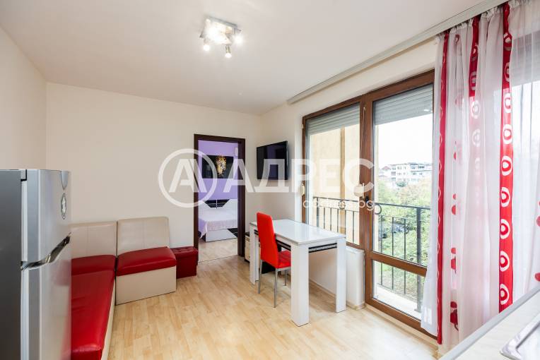 Двустаен апартамент, Варна, Икономически университет, 658557, Снимка 14