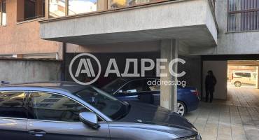Паркомясто/Гаражна клетка, Варна, Операта, 687558, Снимка 4
