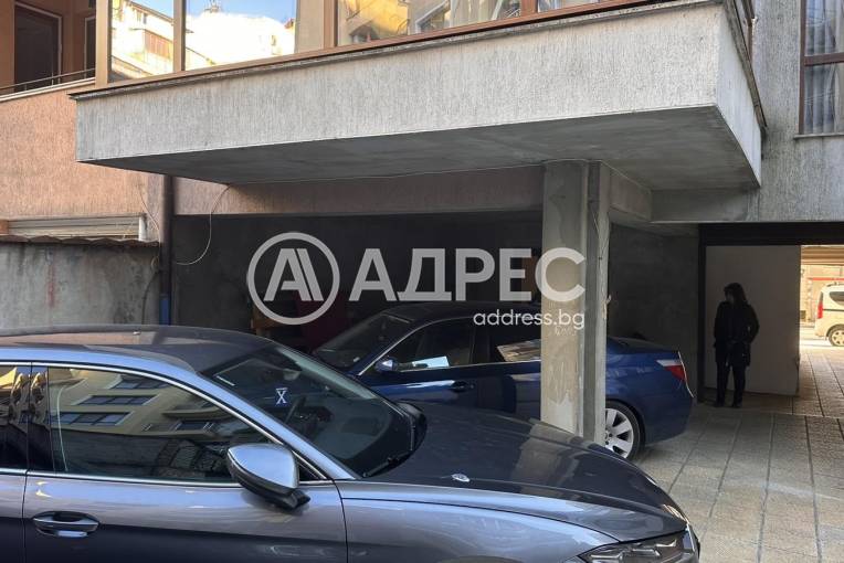 Паркомясто/Гаражна клетка, Варна, Операта, 687558, Снимка 4