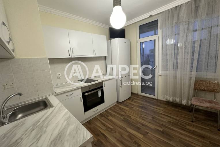 Двустаен апартамент, Плевен, Идеален център, 678559, Снимка 2