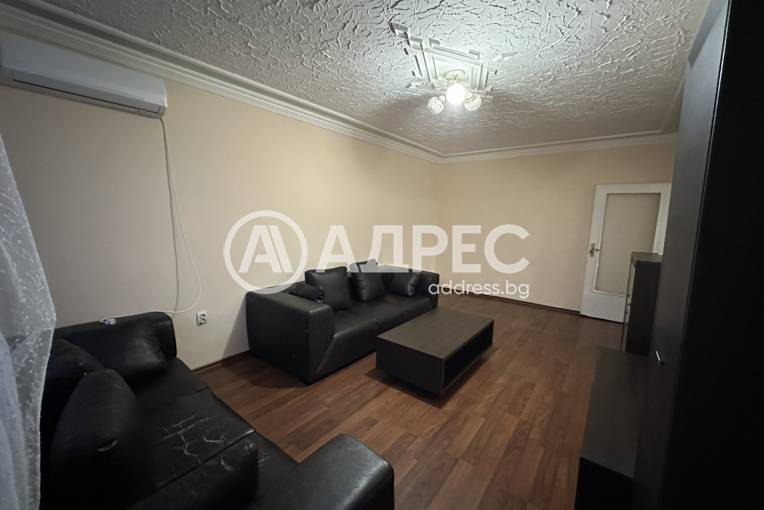 Двустаен апартамент, Плевен, Идеален център, 678559, Снимка 4