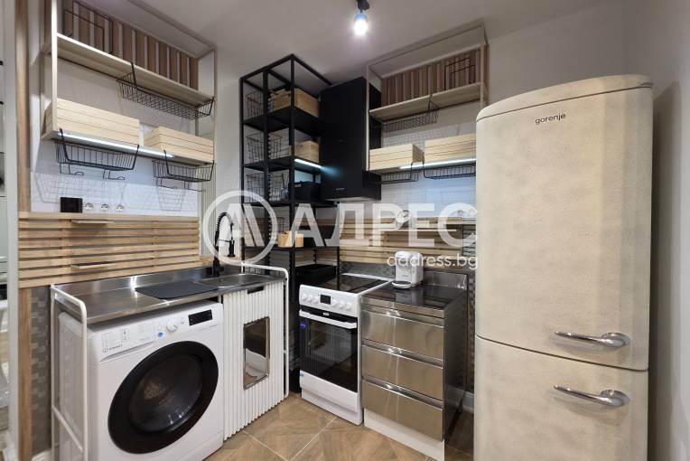 Тристаен апартамент, София, Гео Милев, 670560, Снимка 12