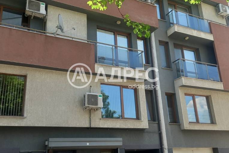 Тристаен апартамент, София, Разсадника, 671562, Снимка 1