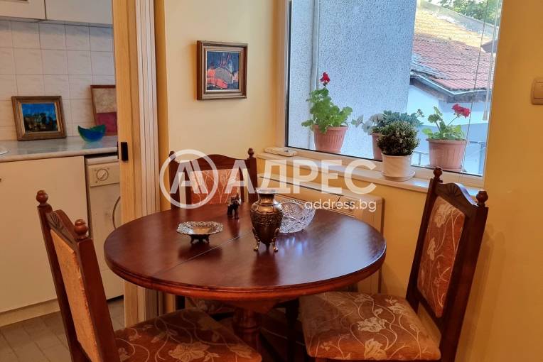 Къща/Вила, Варна, Зимно кино Тракия, 674563, Снимка 7