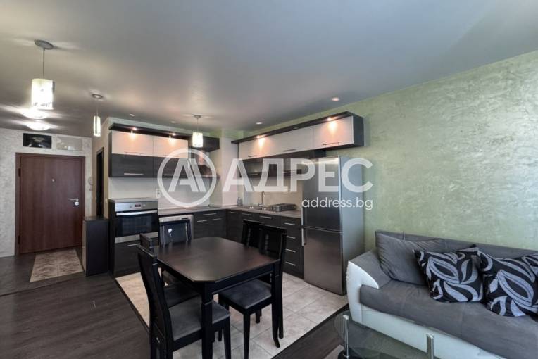 Тристаен апартамент, Русе, Център, 685563, Снимка 2