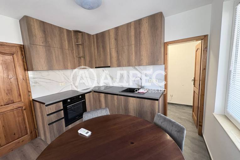Двустаен апартамент, Варна, Левски, 703564, Снимка 1