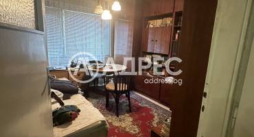 Тристаен апартамент, Варна, Базар "Левски", 671565, Снимка 2