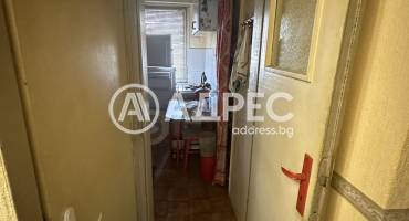 Тристаен апартамент, Варна, Базар "Левски", 671565, Снимка 4