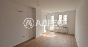 Двустаен апартамент, София, Обеля 2, 676565, Снимка 1