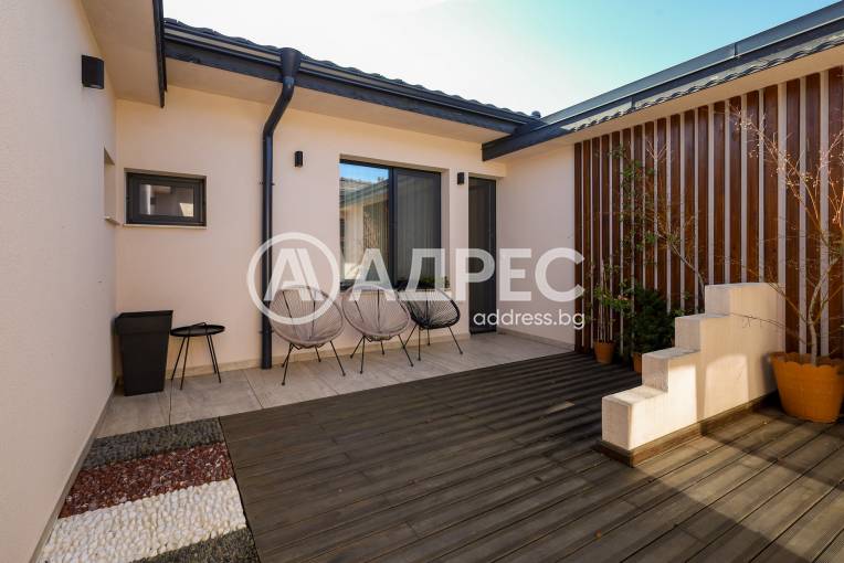 Къща/Вила, Велика, кв. 13, 643566, Снимка 3