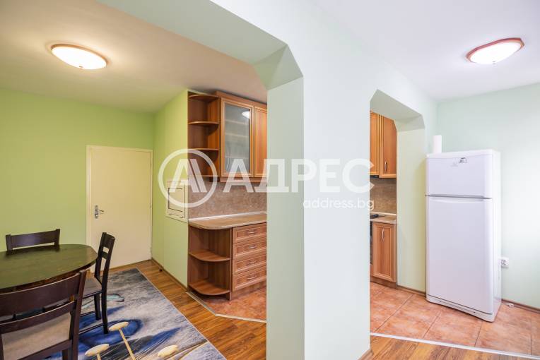 Тристаен апартамент, Варна, Икономически университет, 672566, Снимка 11