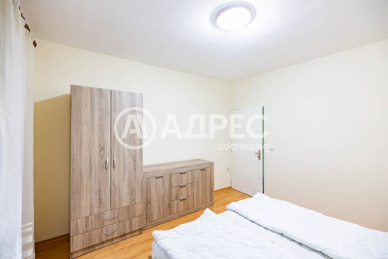 Тристаен апартамент, Варна, Икономически университет, 672566, Снимка 15