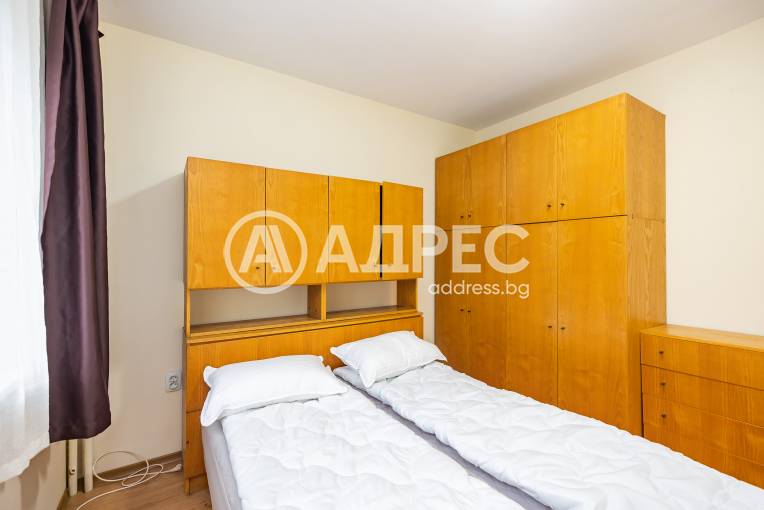 Тристаен апартамент, Варна, Икономически университет, 672566, Снимка 18