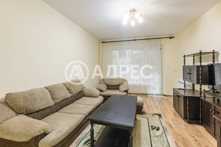 Тристаен апартамент, Варна, Икономически университет, 672566, Снимка 2