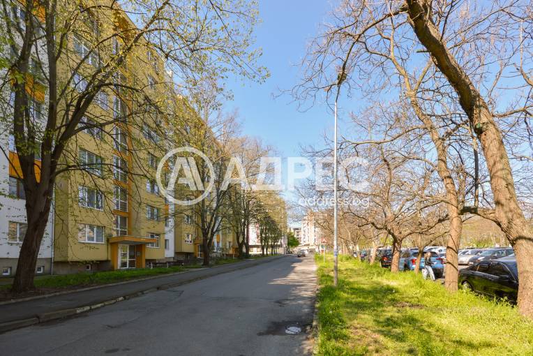 Гарсониера, Бургас, Изгрев, 692567, Снимка 13