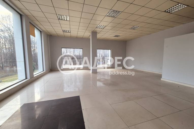 Търговски помещения, Варна, Западна Промишлена Зона, 676568, Снимка 1