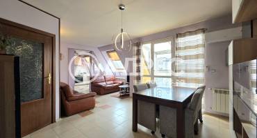 Тристаен апартамент, София, Оборище, 680569