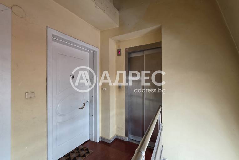 Тристаен апартамент, София, Оборище, 680569, Снимка 12