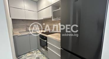 Тристаен апартамент, Варна, Цветен квартал, 685569, Снимка 1