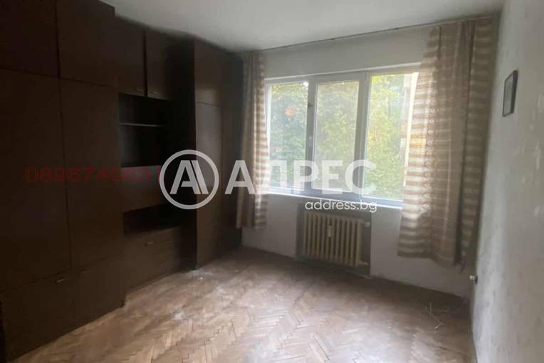 Тристаен апартамент, София, Гео Милев, 670570, Снимка 2