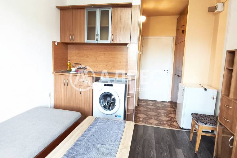 Едностаен апартамент, Ямбол, Златен рог, 685571, Снимка 1