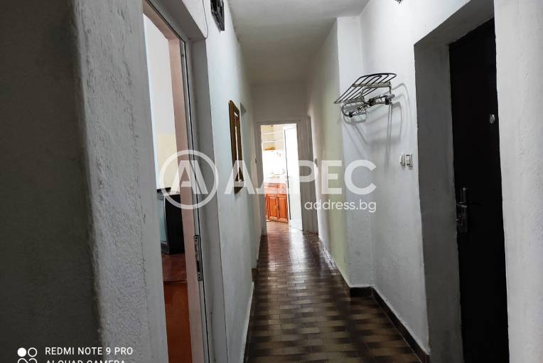 Многостаен апартамент, Благоевград, Широк център, 499573, Снимка 11