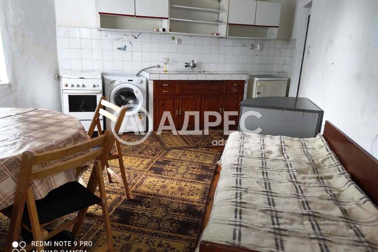 Многостаен апартамент, Благоевград, Широк център, 499573, Снимка 2