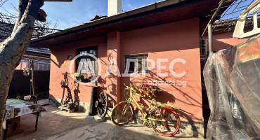 Къща/Вила, София, Модерно предградие, 678573, Снимка 1