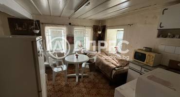 Къща/Вила, Плевен, Център, 684573, Снимка 4