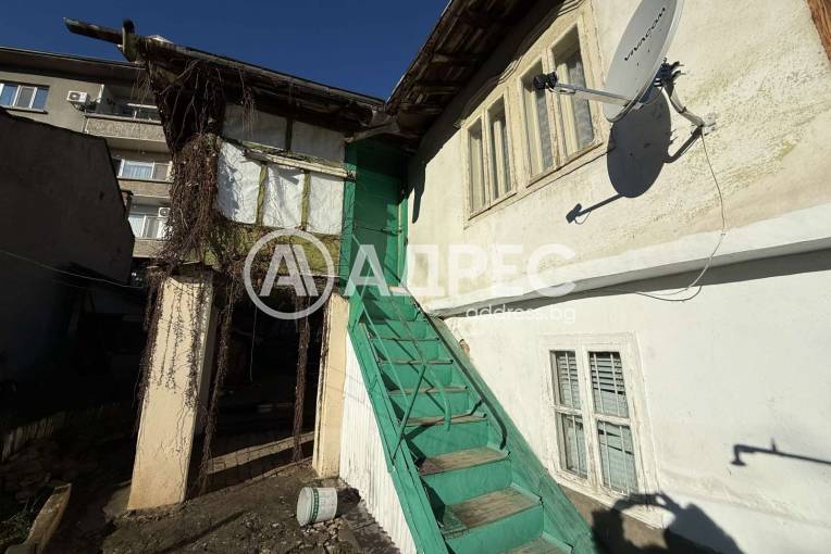 Къща/Вила, Плевен, Център, 684573, Снимка 3