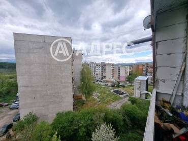 Тристаен апартамент, Перник, Тева, 693573, Снимка 1