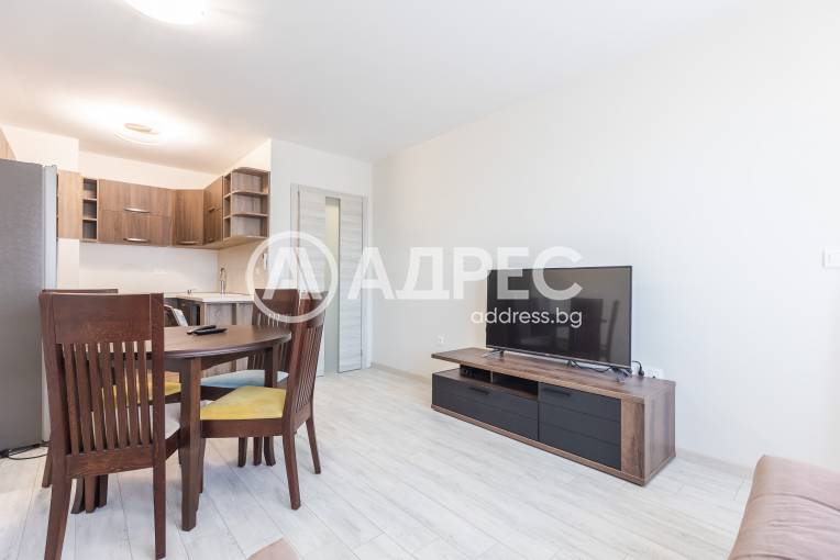 Двустаен апартамент, Варна, Виница, 676574, Снимка 1