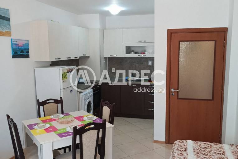 Двустаен апартамент, Слънчев бряг, 647575, Снимка 1