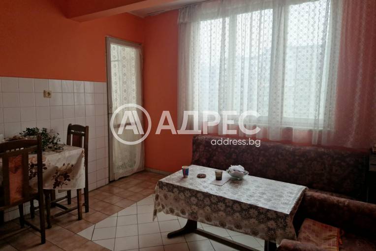 Двустаен апартамент, Ямбол, Хале, 679576, Снимка 14