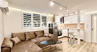 Двустаен апартамент, Варна, Чайка, 663578, Снимка 1