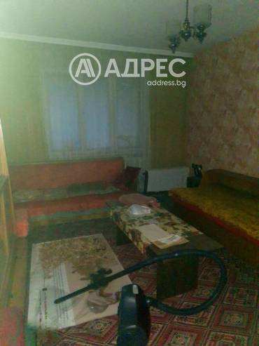 Тристаен апартамент, Велико Търново, Център, 676578, Снимка 1