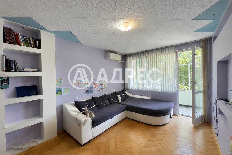 Двустаен апартамент, Попово, 696579, Снимка 1