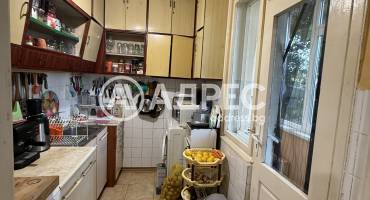 Многостаен апартамент, Добрич, Пинета, 667581, Снимка 1