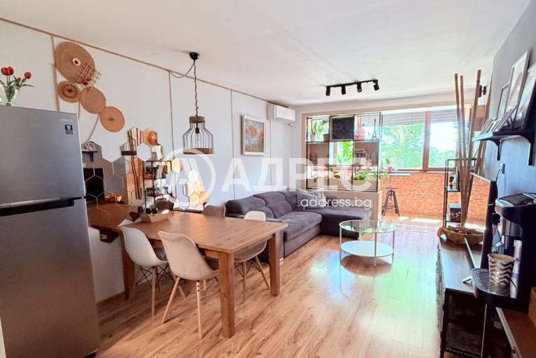Тристаен апартамент, Варна, Бриз, 697582, Снимка 1
