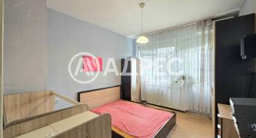 Тристаен апартамент, София, Толстой, 690583, Снимка 2