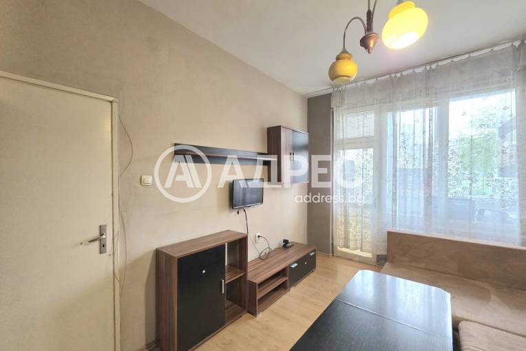 Тристаен апартамент, София, Толстой, 690583, Снимка 13