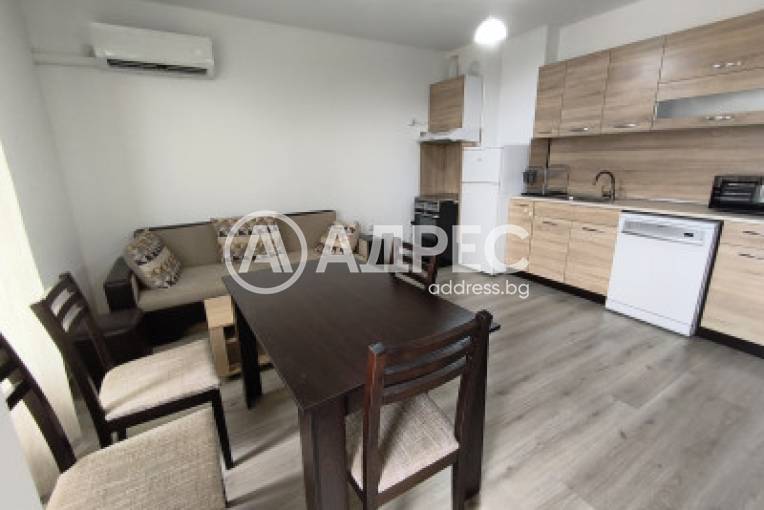 Двустаен апартамент, Варна, Гранд Мол Варна, 700583, Снимка 1