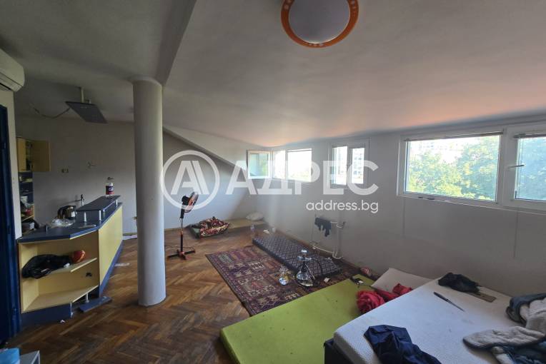 Двустаен апартамент, София, Западен парк, 665584, Снимка 1