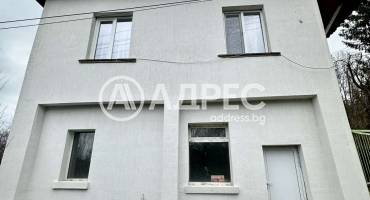 Къща/Вила, Горно трапе, 680584, Снимка 2