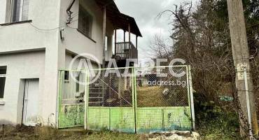 Къща/Вила, Горно трапе, 680584, Снимка 3